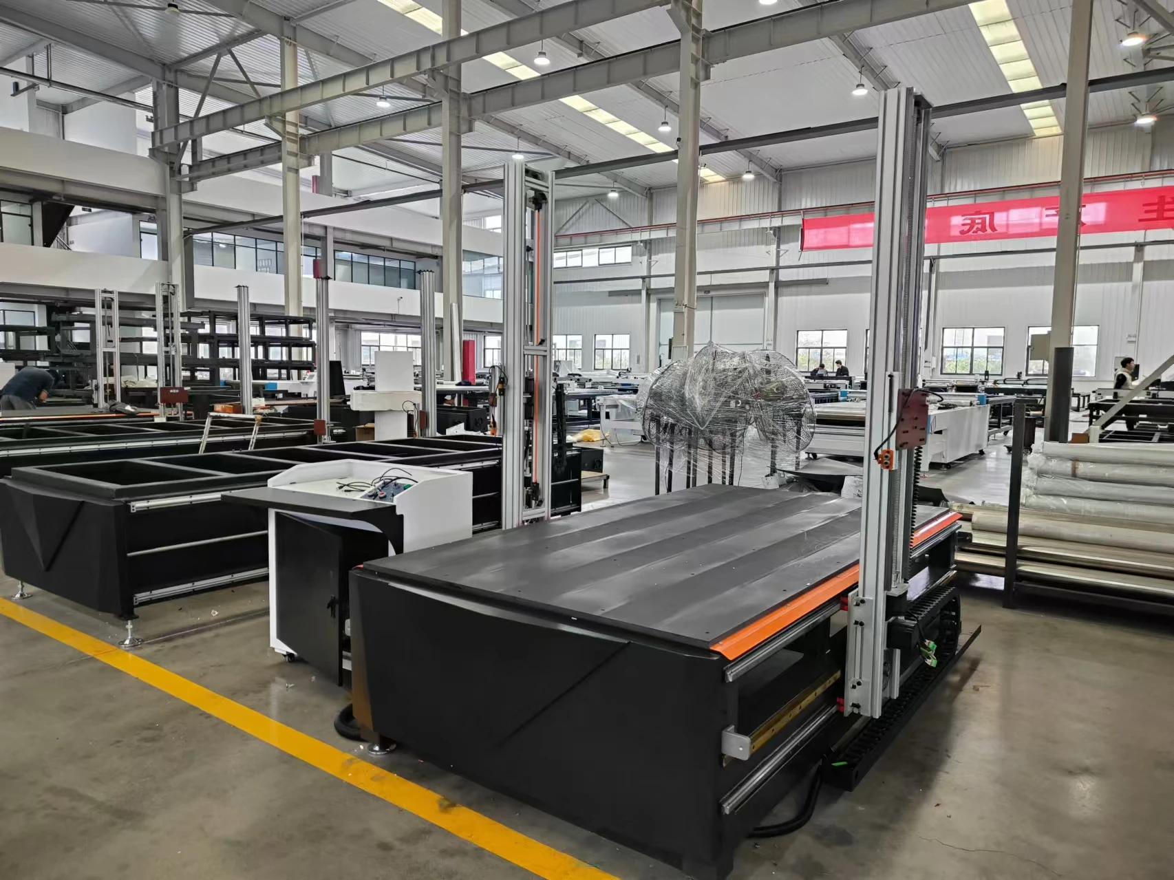 4 Axis CNC Foam Cutter for Styrofoam Automatic EPS Foam Cutting Machine with Core Engine & Motor 3 Axis Hot Wire
