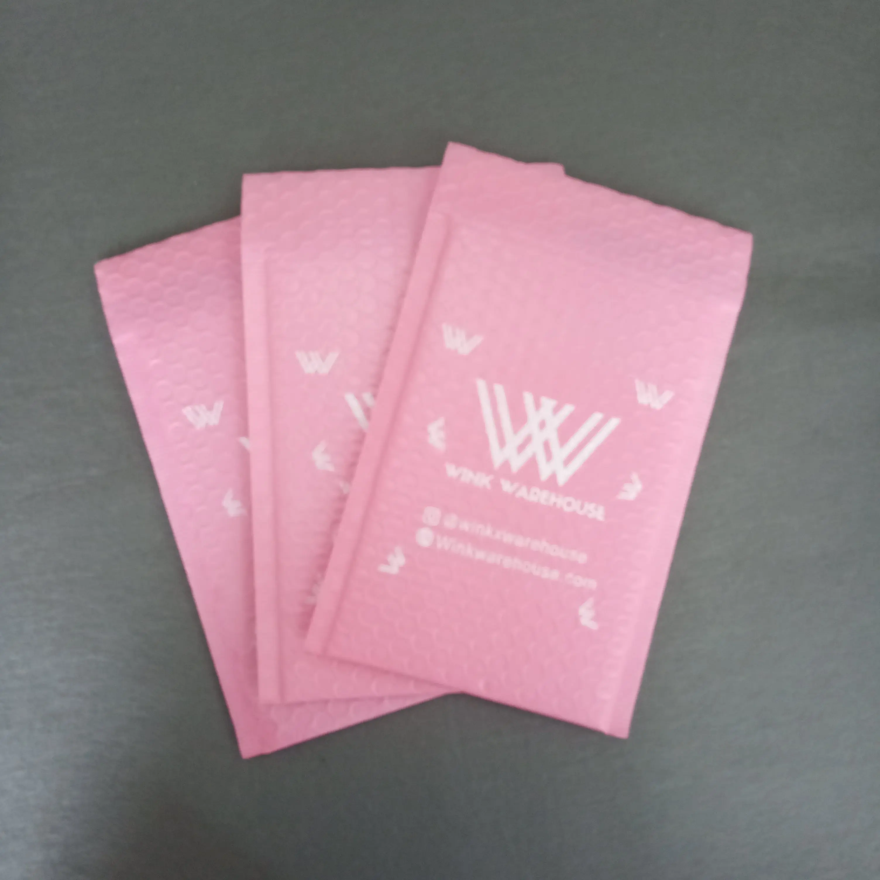 Пластиковые почтовые пакеты для одежды