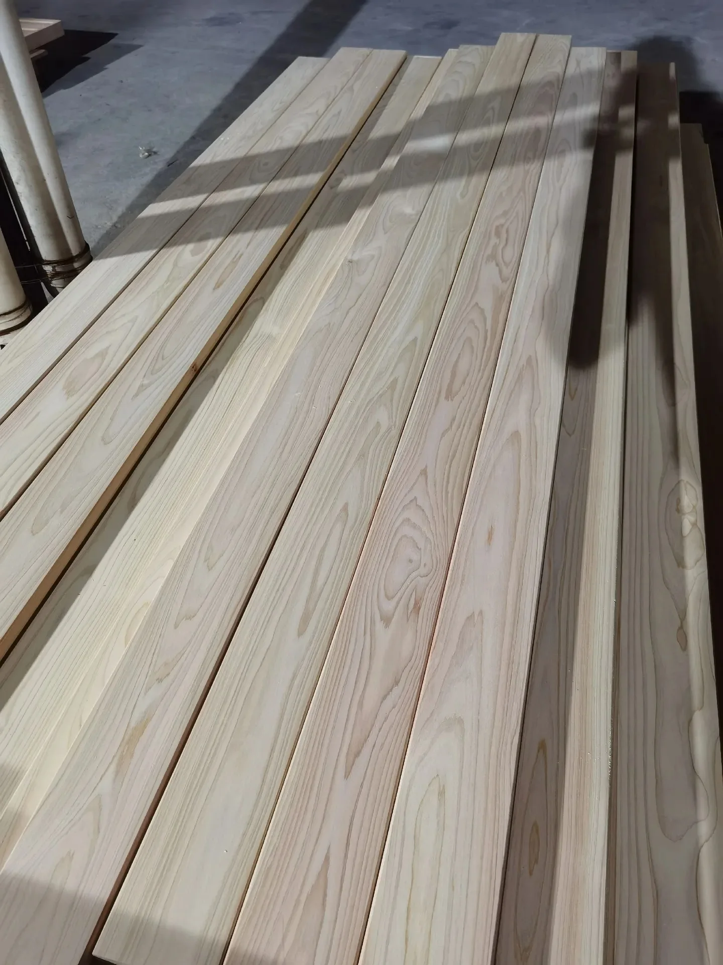 Modern Japanese Hinoki Cypress Solid Wood Wall Panel 2400