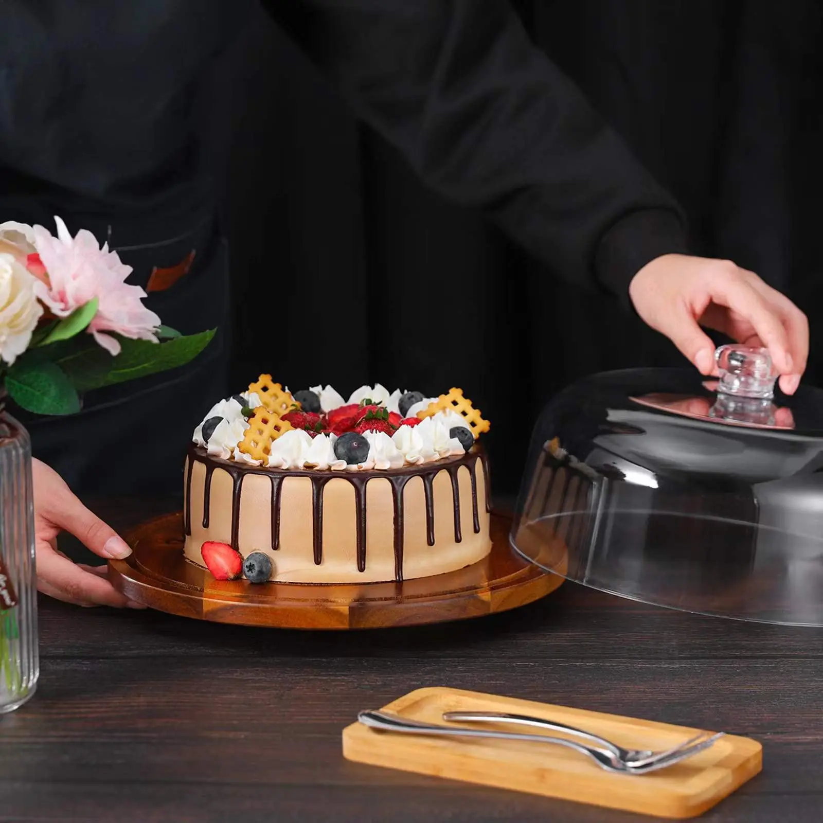Custom Rotating Cake Stand with Clear Acrylic Dome Lid Wood Cake Stand with Turntable Base Cake Display Server Tray for Party