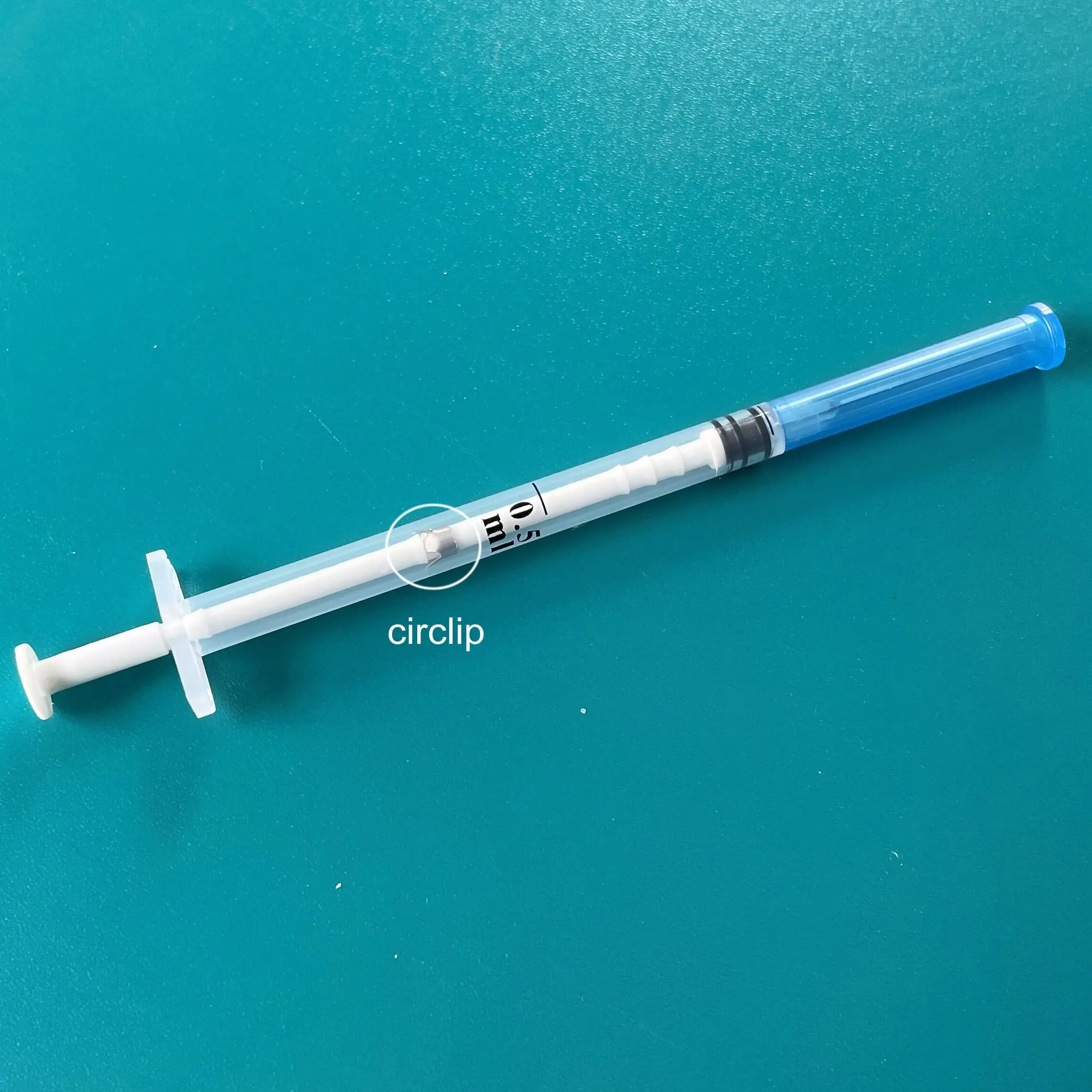 Disposable Medical Use Self-Destroy Syringe Auto-Disable Vaccine Syringes supplier