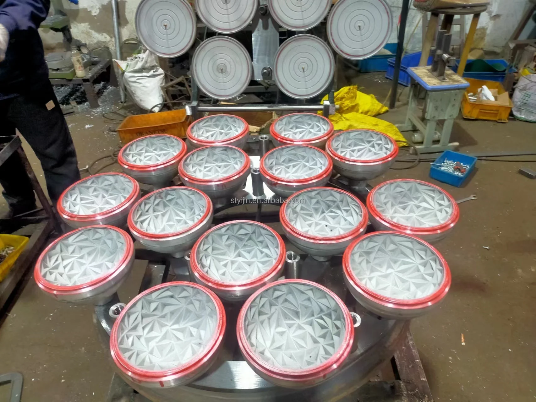 Roto Cast Molding Machine for PVC Toys Ball Making Custom Equipment Rotational Moulding Machine
