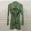 pantalones cortos-verde