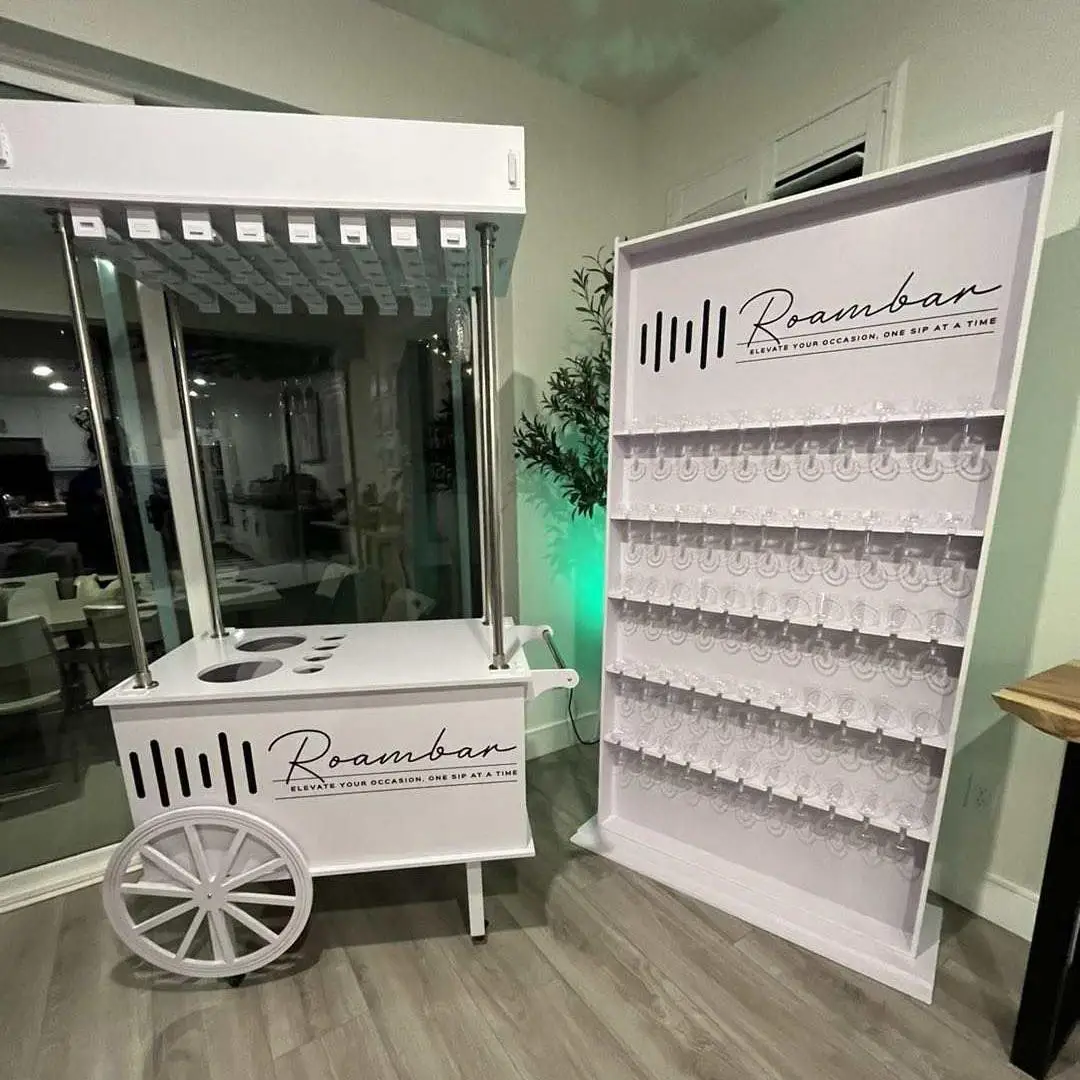 Elegant White Candy Display Cart with for Champagne Flowers and Dessert Bars Wheels Wholesale Wedding Decorations