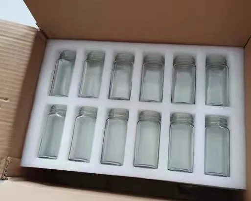 Горячие продажи стеклянные банки для специй/бутылки 4 унции Пустые Квадратные контейнеры