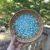 panier tissé en coquillage lune bleue