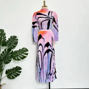 Fast Shipping Women's Elegant Set Factory Direct Designer Printed Top and Skirt Two-piece Miyake Pleated Set