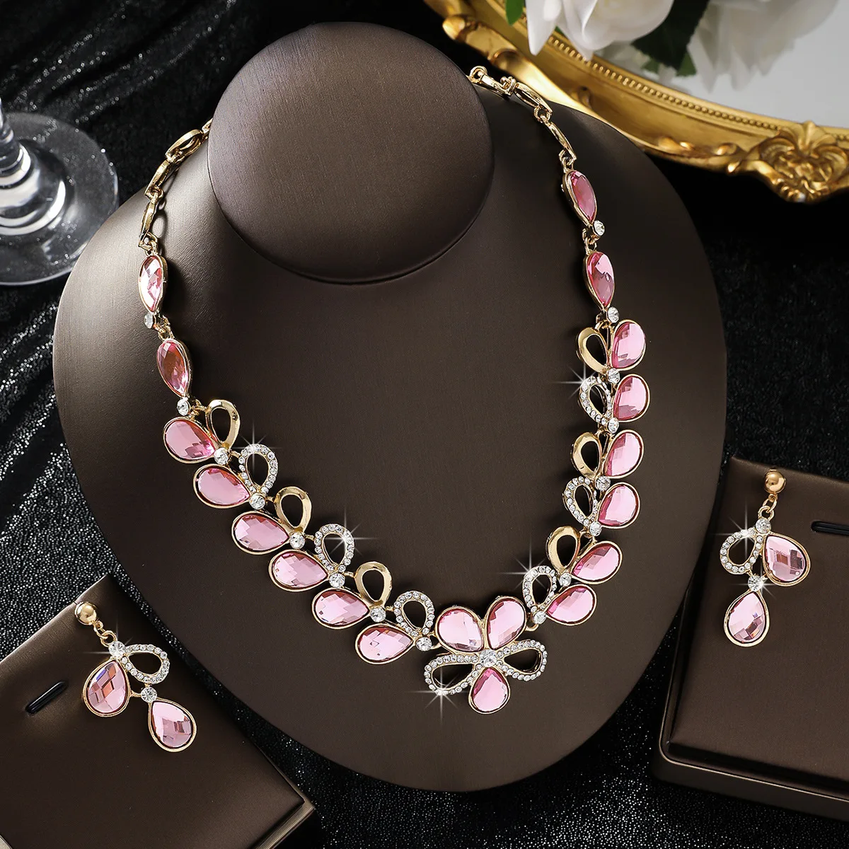 Luxury Diamond Water Drop Pendant Necklace