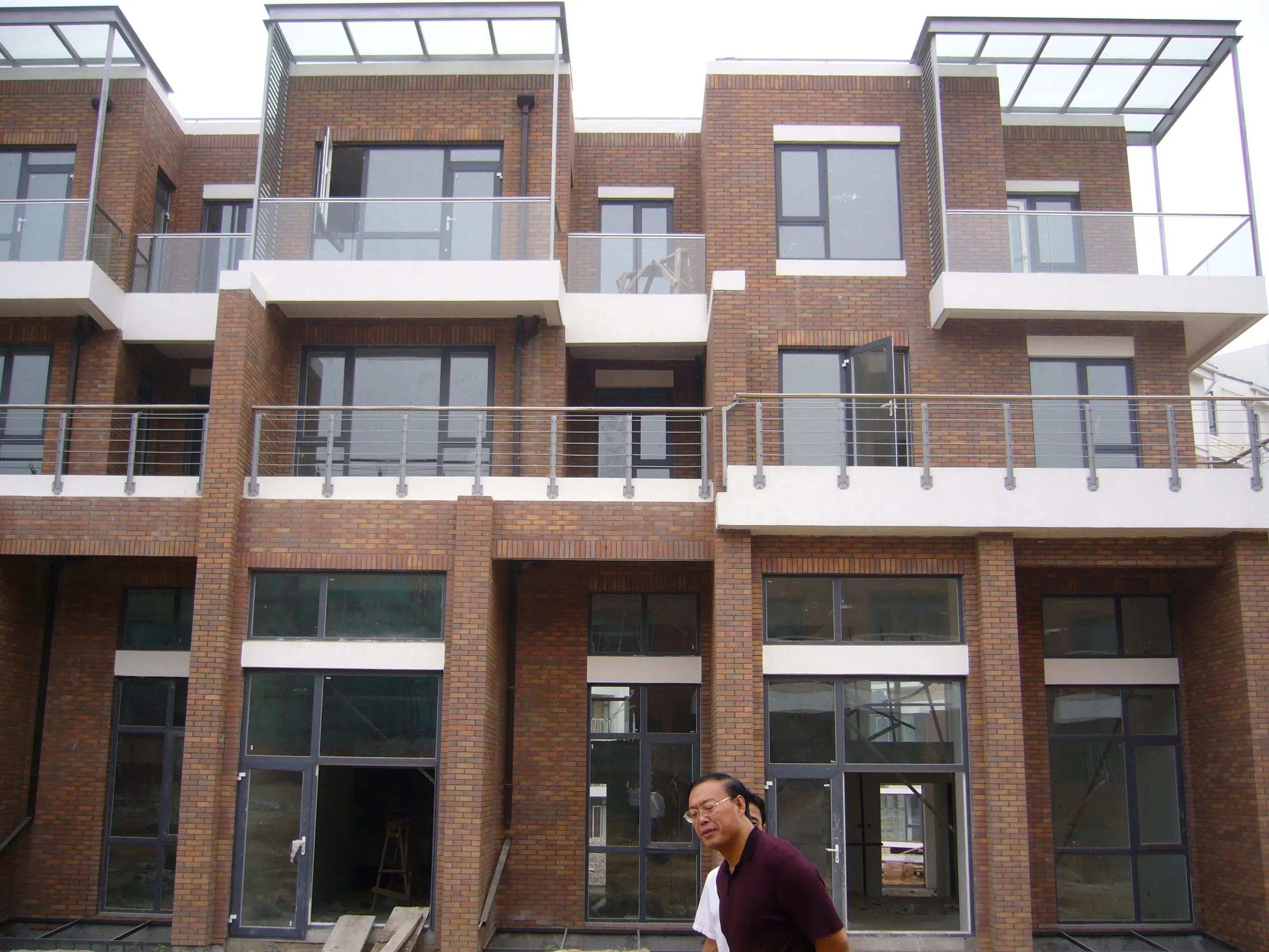 exterior-outside-insulated-concrete-thin-prefab-brick-wall-cladding