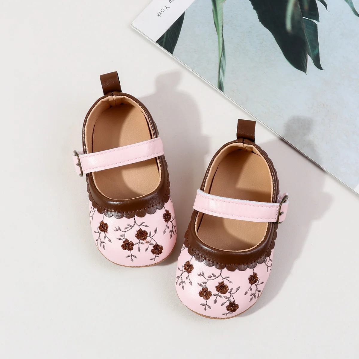 Unique Flower Embroidery Design PU Material Toddler Baby Shoes for Girls details