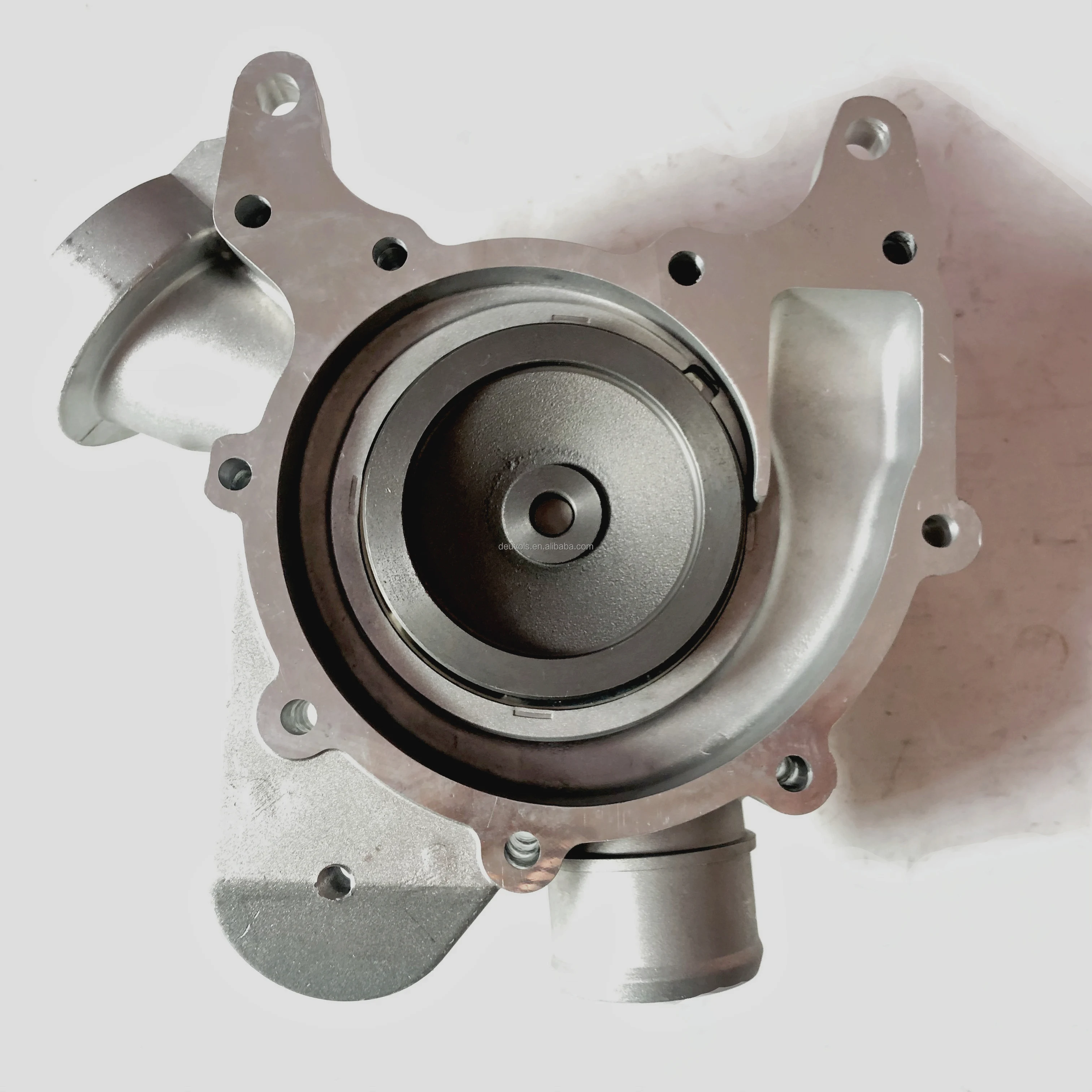 TCD2013 L06 4V water pump 04901106| Alibaba.com