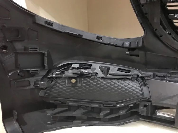 Factory W213  Front Bumper  Bodykit  for  MERCEDES  Contact Susan Yang +86 15760316722  for More Details ,thanks