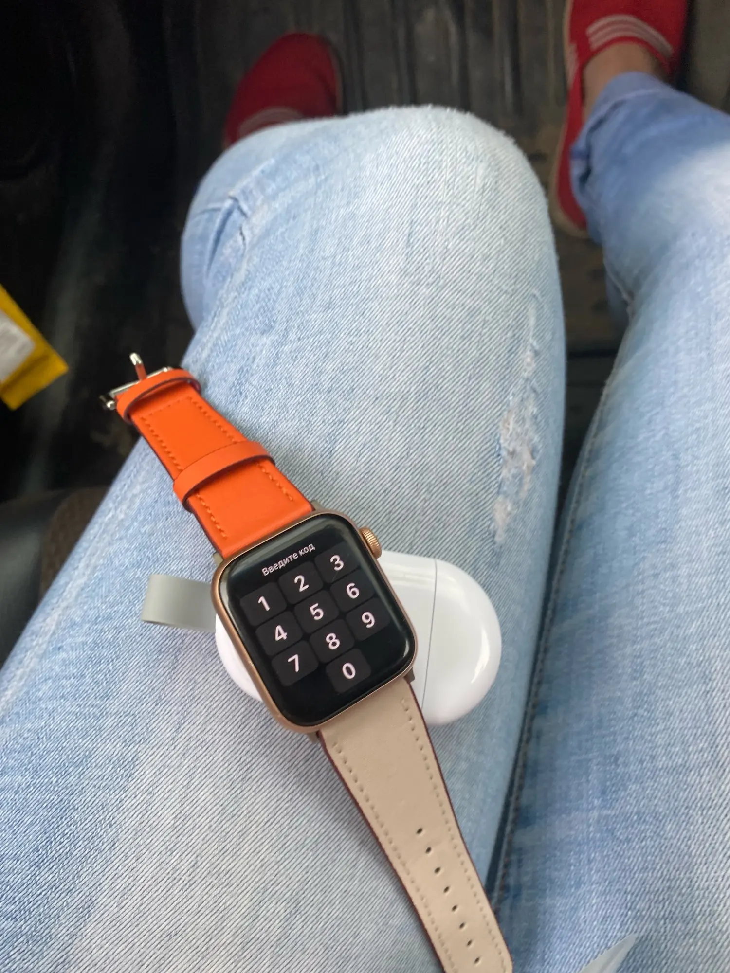 High Quality Leather Loop Band for IWatch 40mm 44mm Sports Strap Tour Band for Apple Watch 42mm 38mm Series 2 3 4 5 6 SE