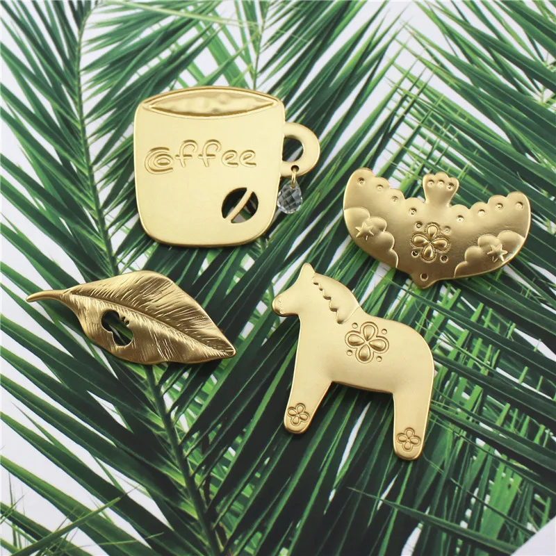 Аксессуары для одежды гравировка логотипа на заказ эмалевые заклепки с логотипом