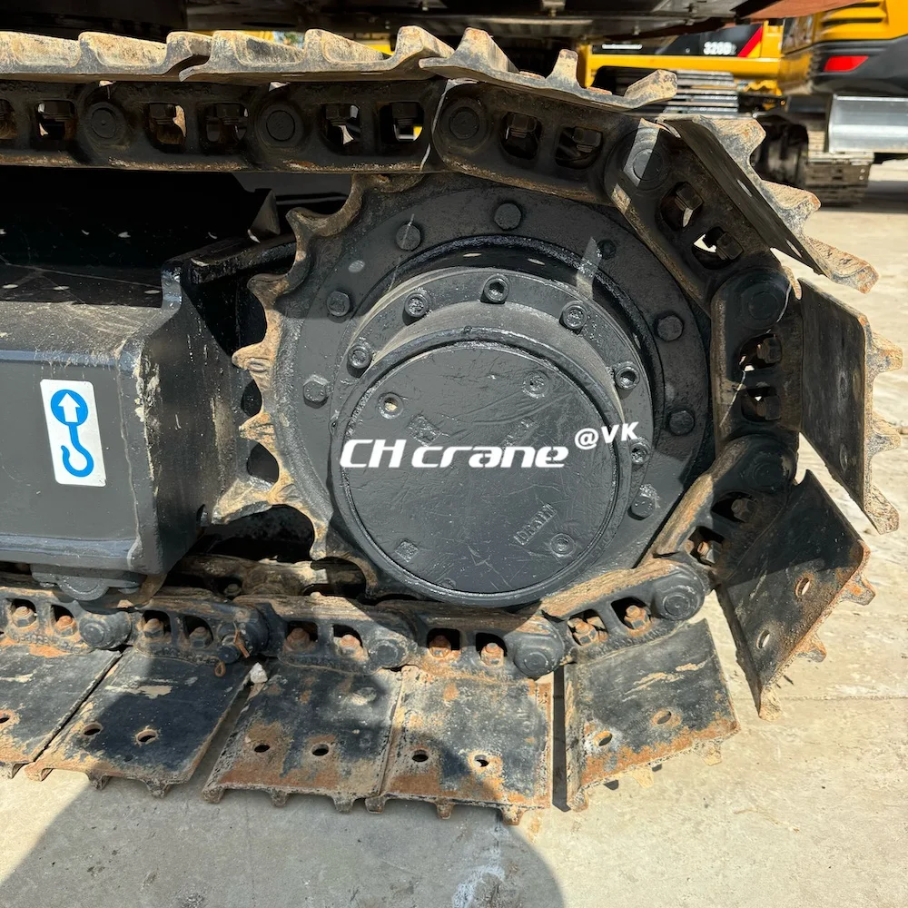 Hitachi Zaxis 70 Mini Excavator - 7 Ton Earthmoving Power