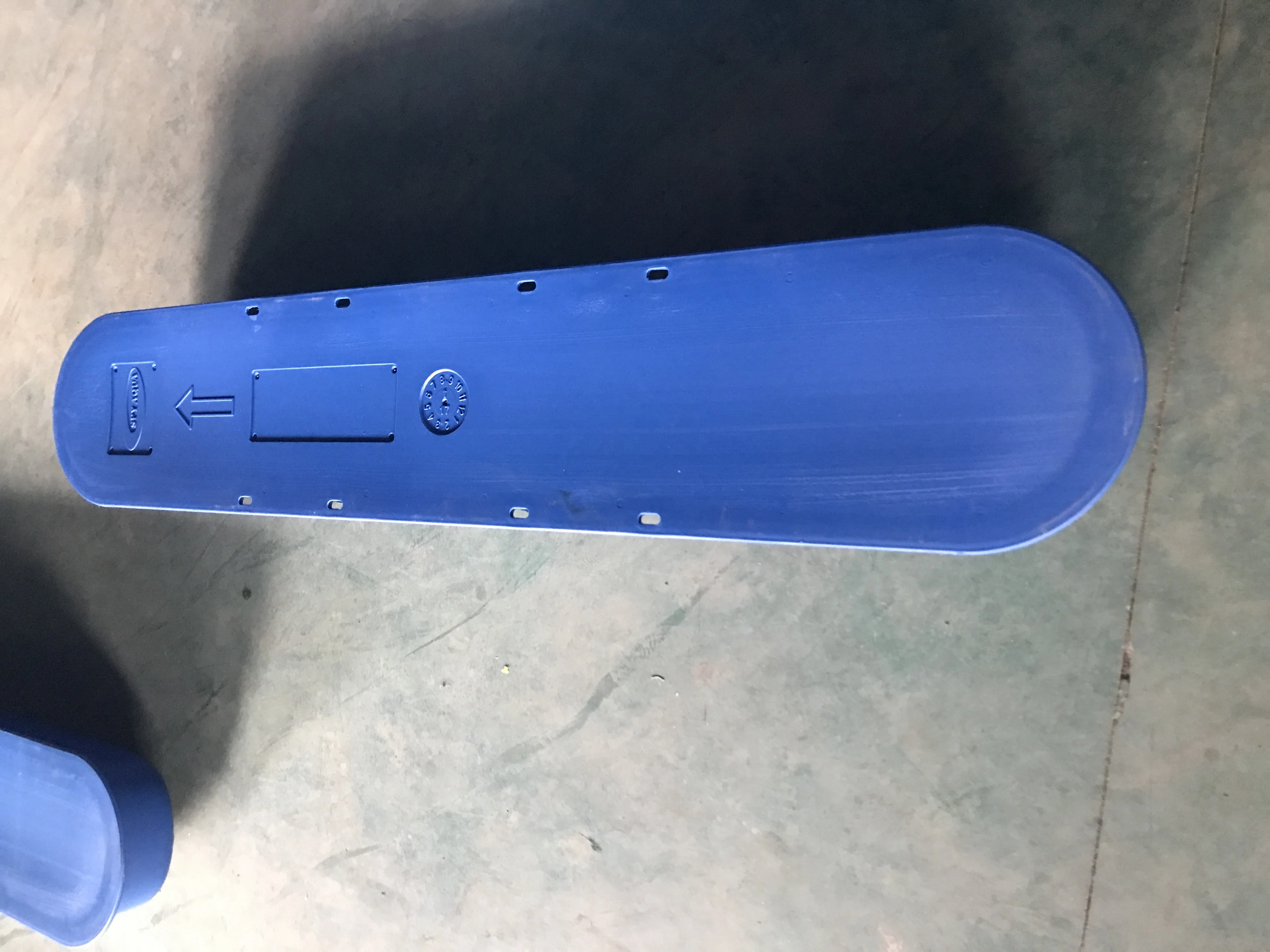 Best Quality 100% New HDPE 175 cm Plastic Float Boat Easy Operation Efficient Shrimp Fish Pond
