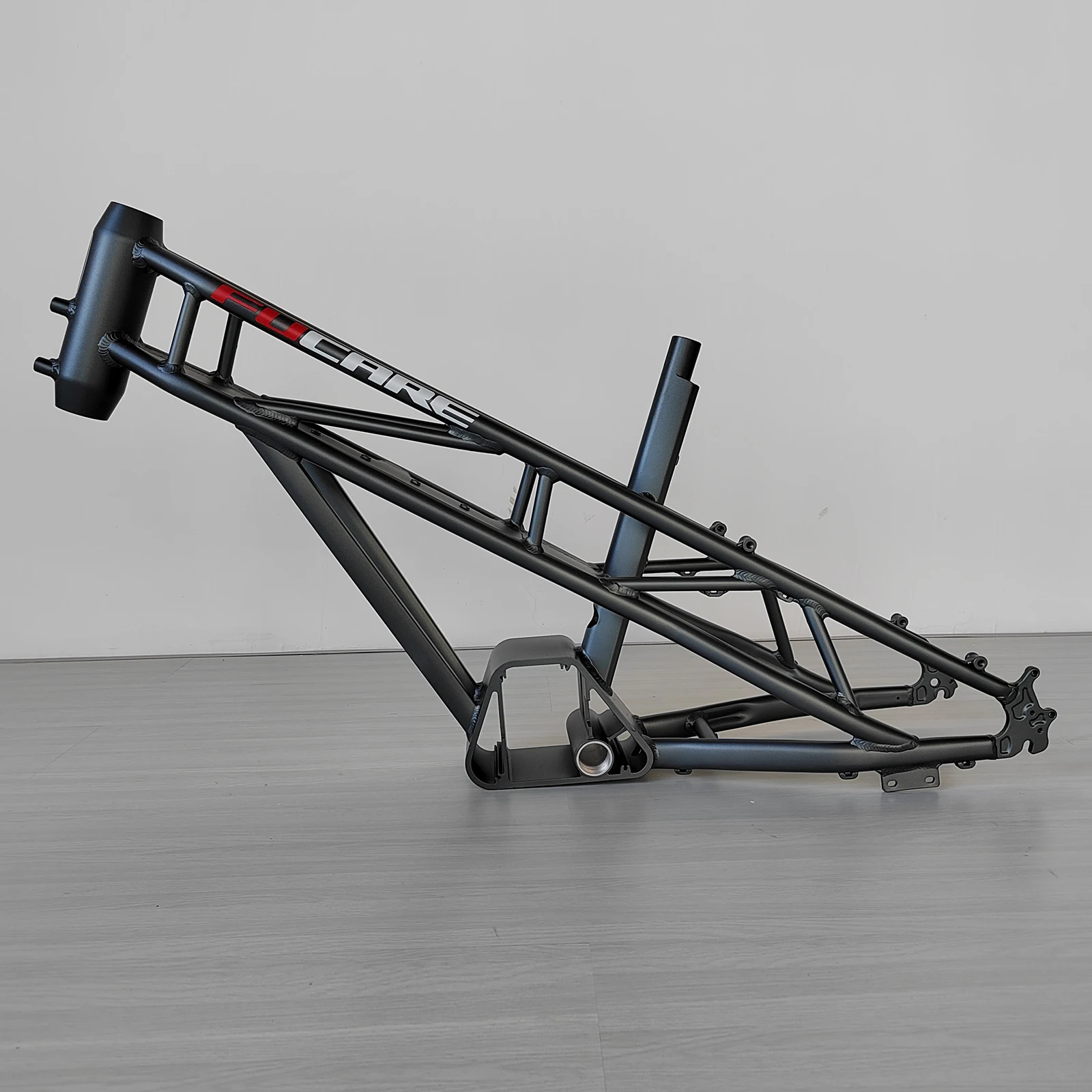 Electric Mountain Bike for Adult Men with 48V Battery and Front Suspension