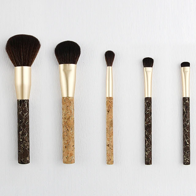 Custom FSC wood Makeup Brushes 