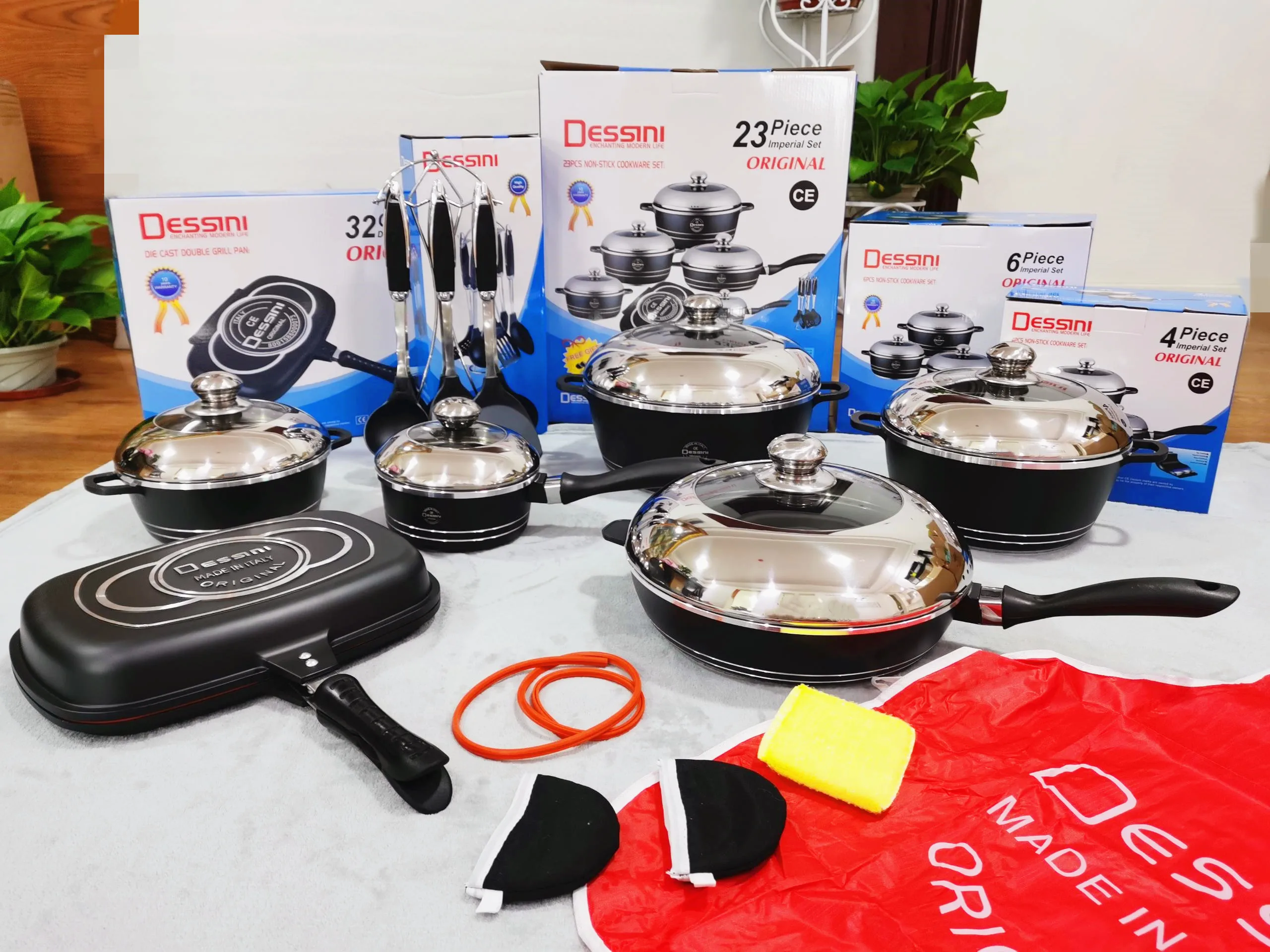 Hot Sale Dessini 23pcs Aluminum Non Stick Royal Kitchen Cookware And Nonstick Cookware Sets