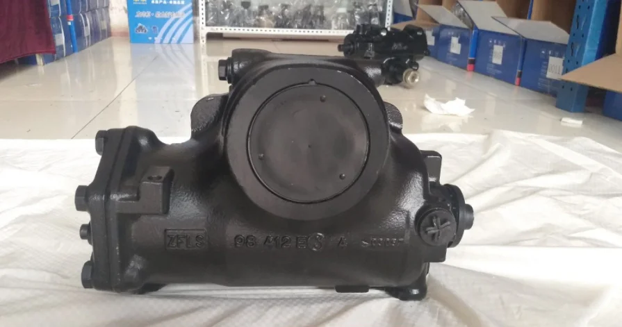 律禍 HOWO TRUCK RIGHT HAND DRIVING WG9925477132 Steering Box