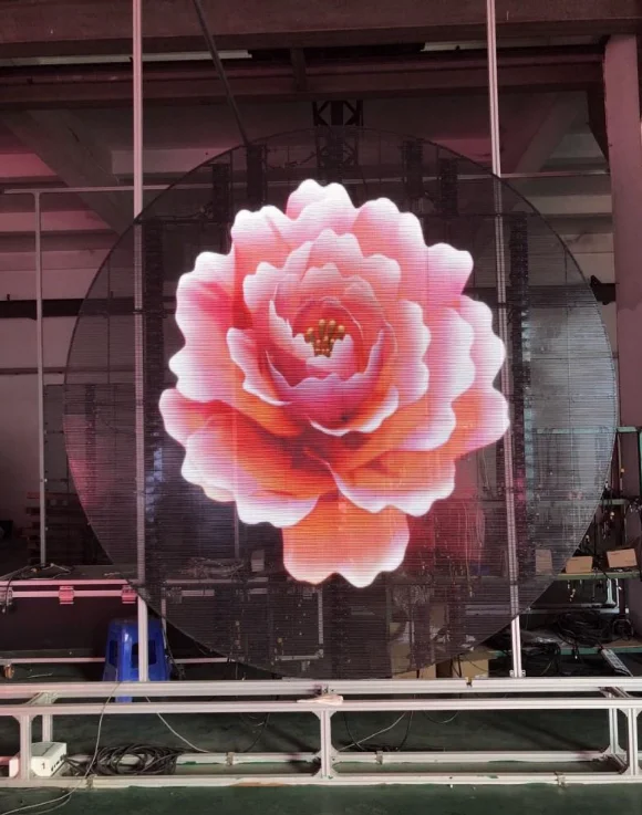 P2.8-5.6 Ultra-Light and Thin Indoor Flexible Transparent LED Film Screen