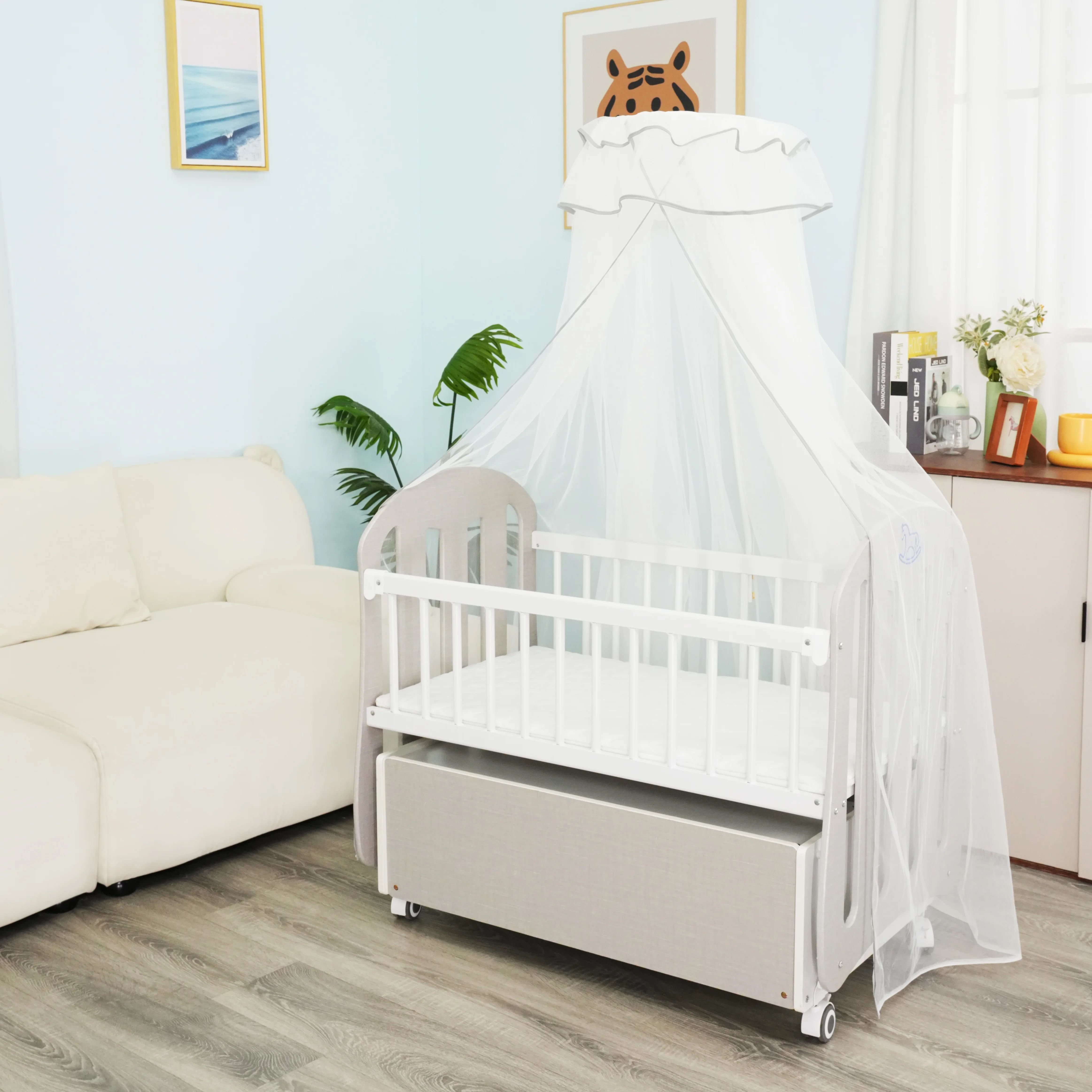 P270 Cool Baby Multifunction Baby Crib With Large Integrated Storage factory