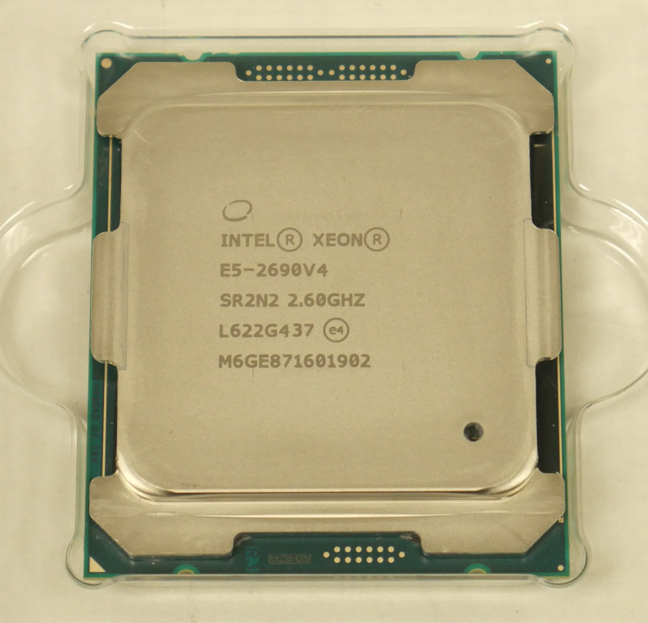 Сравнение xeon v4. Процессор Intel Xeon e5-2690. Процессор Intel Xeon e5-2690v2 (Intel). Xeon e5 2690 v4. Intel Xeon e5-2690 v2.