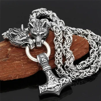 Nordic Vintage Men's Necklace Viking Wolf Head Stainless Steel Pendant Necklace Retro Viking Jewelry