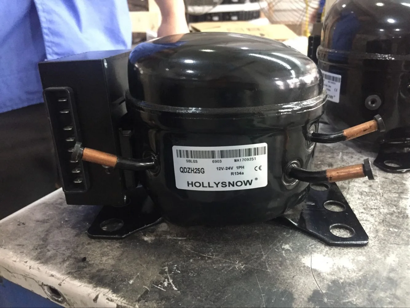 1/4HP QD52H LBP R134a Refrigeration Compressor for Heat Exchange & Refrigeration Systems Factory Made Directly