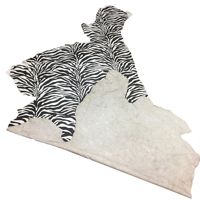 First Layer Cowhide Leather from Tiger Grain Cow Fur Black White Leather Sofa Clothing Luggage Horse Fur for Shoes Furniture