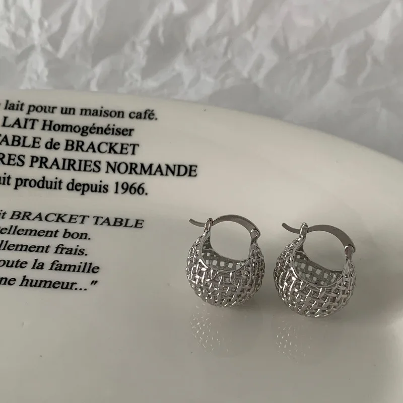 New Vintage French Hollow Basket Dripping Oil Irregular Drop Earrings Gold Plated Fashion Aretes Basket Earrings