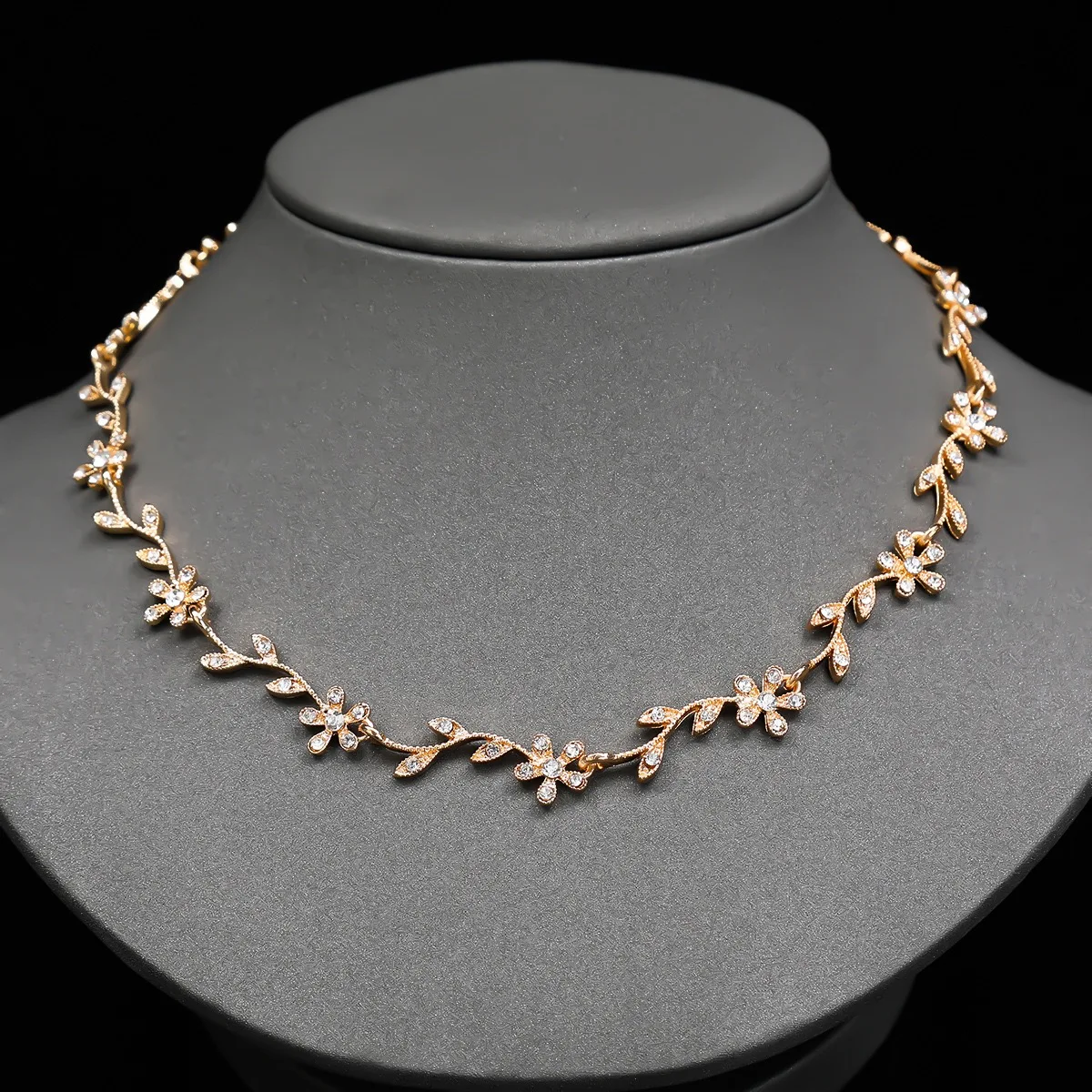 Luxury 3-Piece Diamond Leaf Jewelry Set