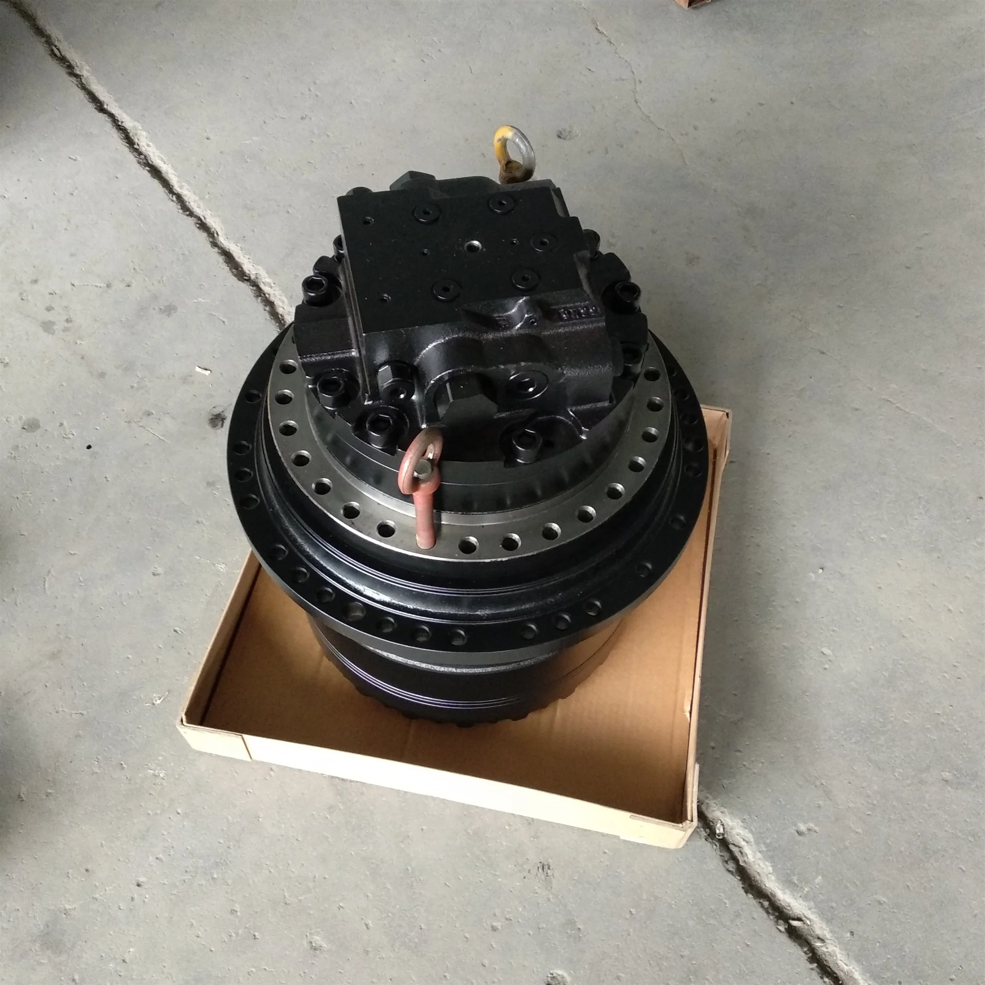 Volvo EC220D Final Drive - Reliable Crawler Excavator Motor