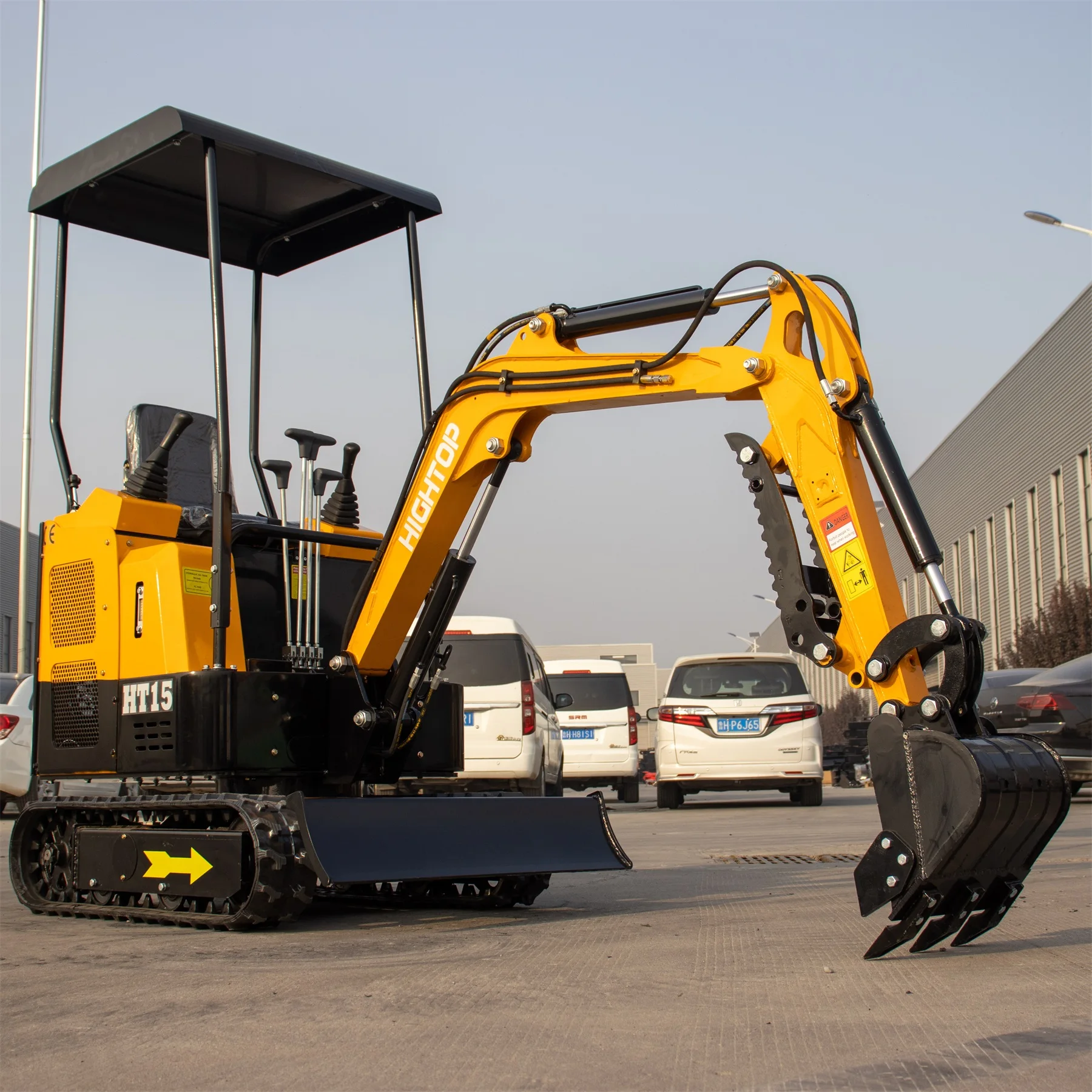New Excavator Price 1.5 Ton Mini Excavator Multi-purpose Small Excavator for Sale