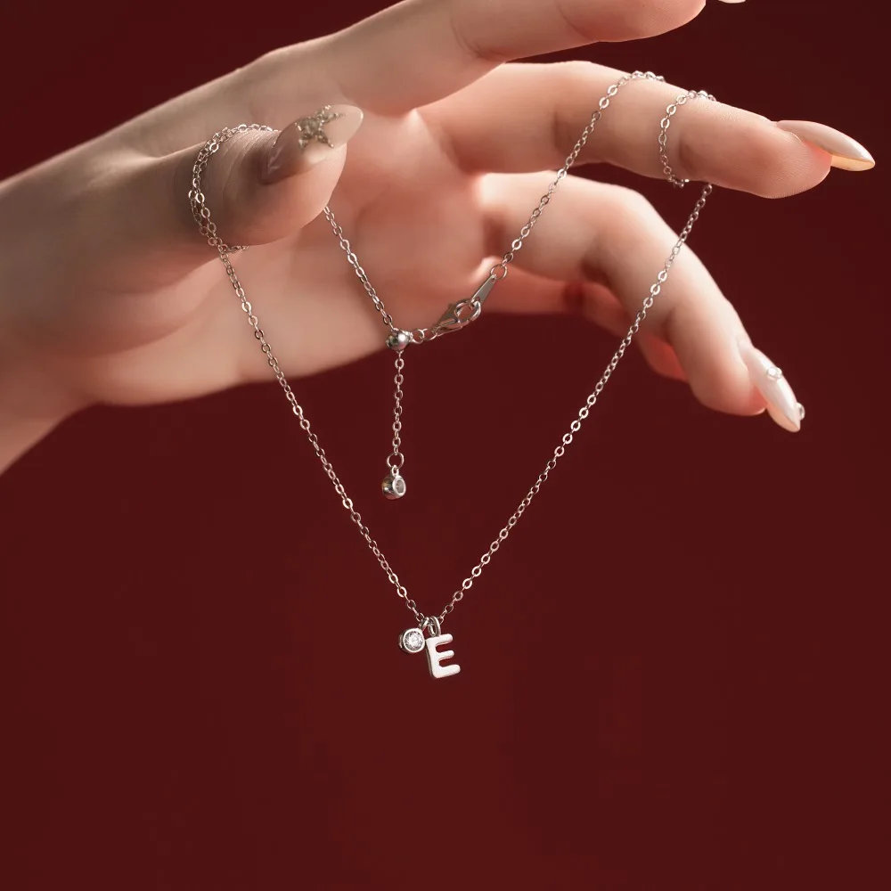 KAKODIY Charm Letter -E- initial letter pendant necklace, suitable for women as birthday gifts, non-tarnishing 5A zirconia jewelry detail 1