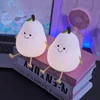 Poire en silicone blanc