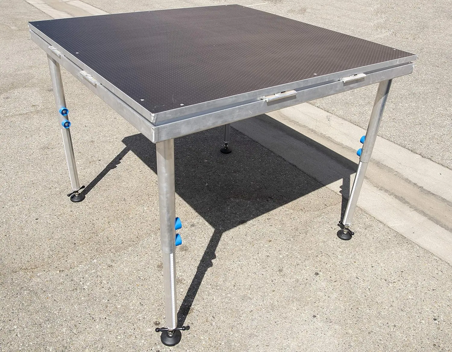 Stage Riser Box Fast Assemble Portable Aluminum Stage Riser - Adjustable & Durable
