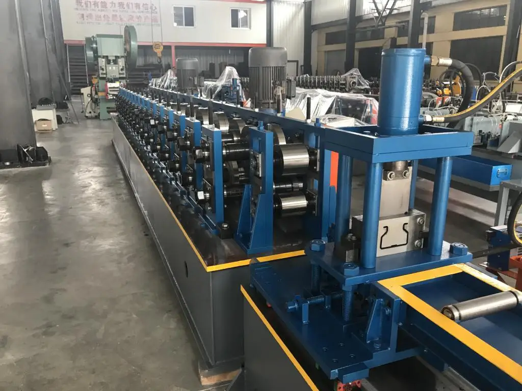 storage rack machine .jpg