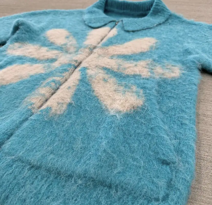 Custom Unisex Screen Print Logo Brushed Mohair Wool Jacquard Fuzzy Knitted Zip up Polo Jacket Fuzzy Mohair Blend Sweater for Men gallery 4