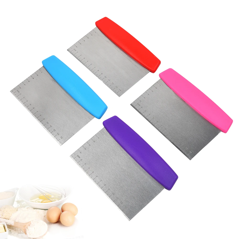 Dough Cutter w/ Plastic Handle