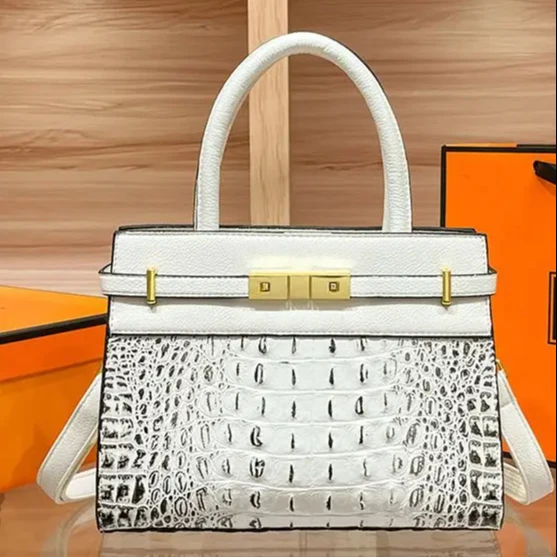 2024 Fashion Luxury Designer Handbag Set Luxury Wallet Crossbody Bag Luxury Handbag Women Tote Bag contents