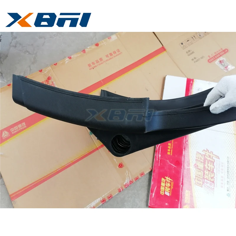 なか SITRAK C7H C9H Spare Rear Wheel Front Fender WG9925955069