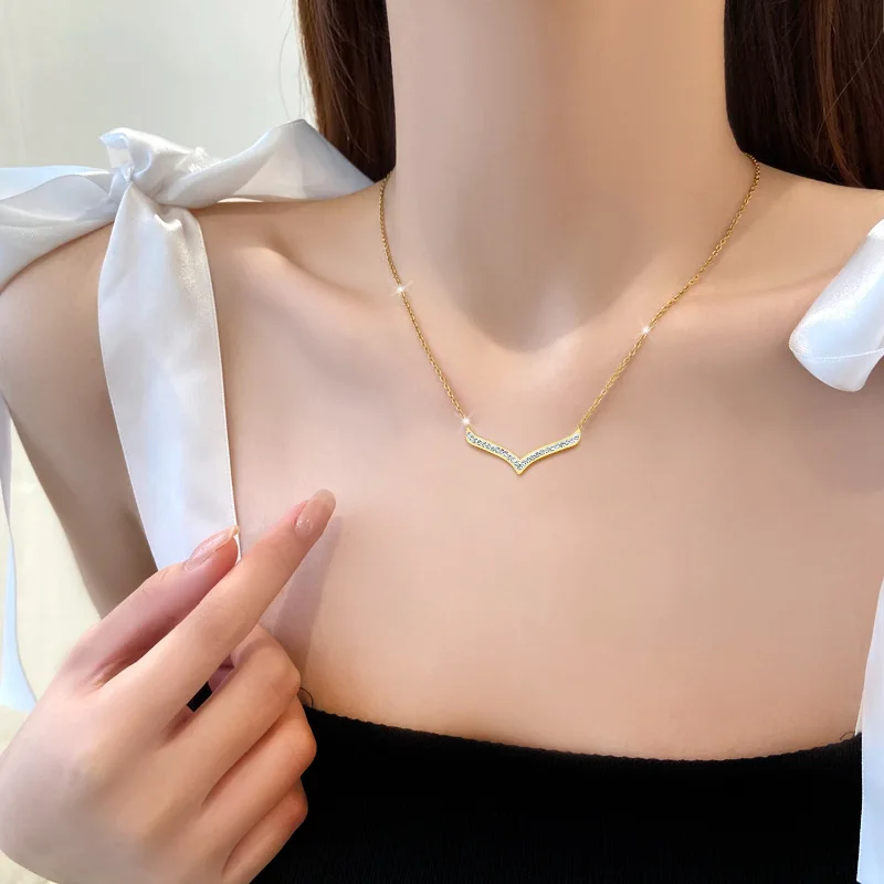 Sming Big V Diamond Stainless Necklace