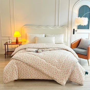Small Flower Embroidery Winter Season Printed Pattern Popular Polyester Quilts for Home Use with Bedding