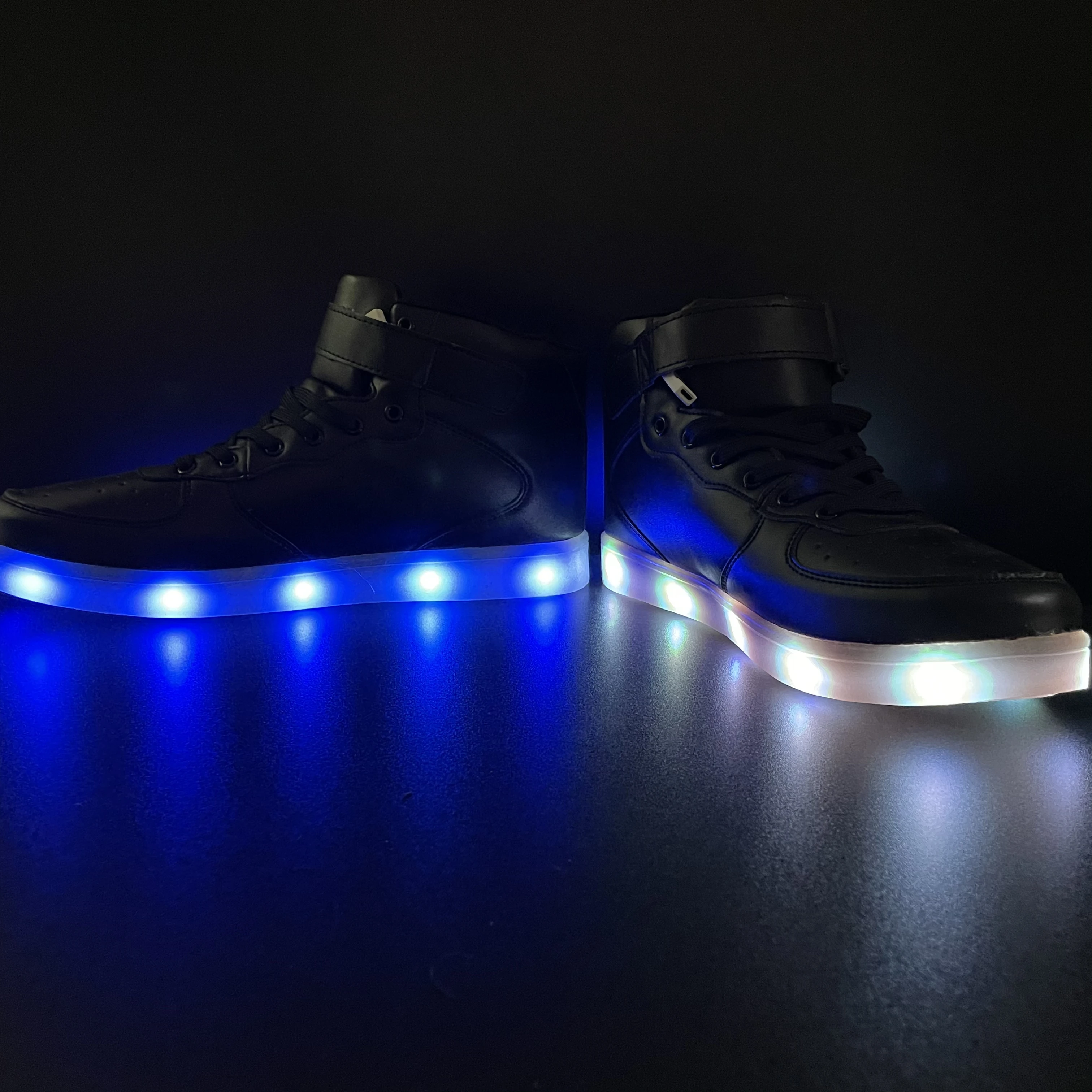 Wholesale Multi-Color Led Light Up USB Rechargeable Shoes Mobile Phone  Controlled Shoe Sneakers For Outside Running EDC From m.