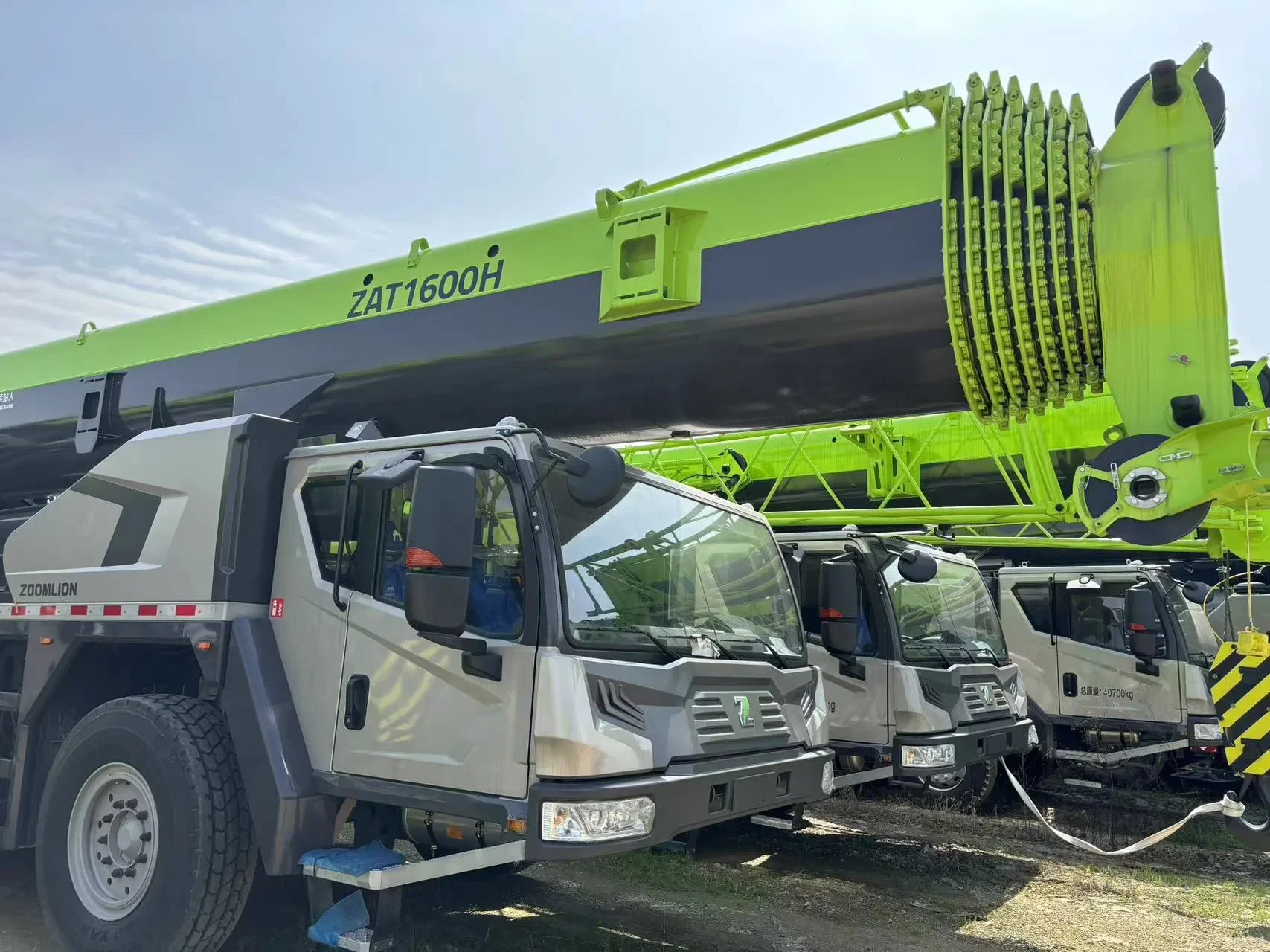 Zoomlion ZAT1600H7-1 Euro V All Terrain Crane with 96m Lifting
