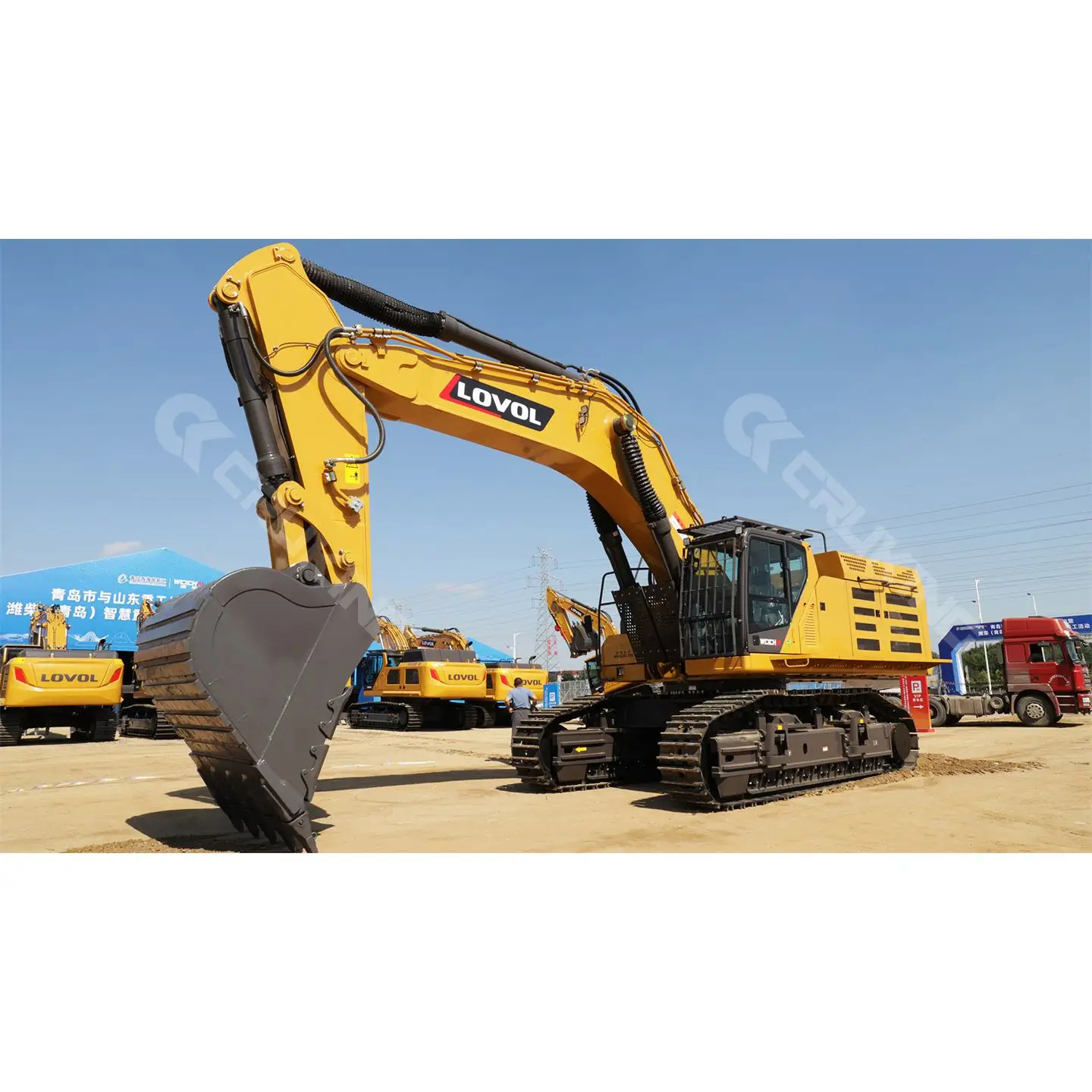 LOVOL 70 Ton Mining Excavator FR700F - Heavy Duty & Efficient
