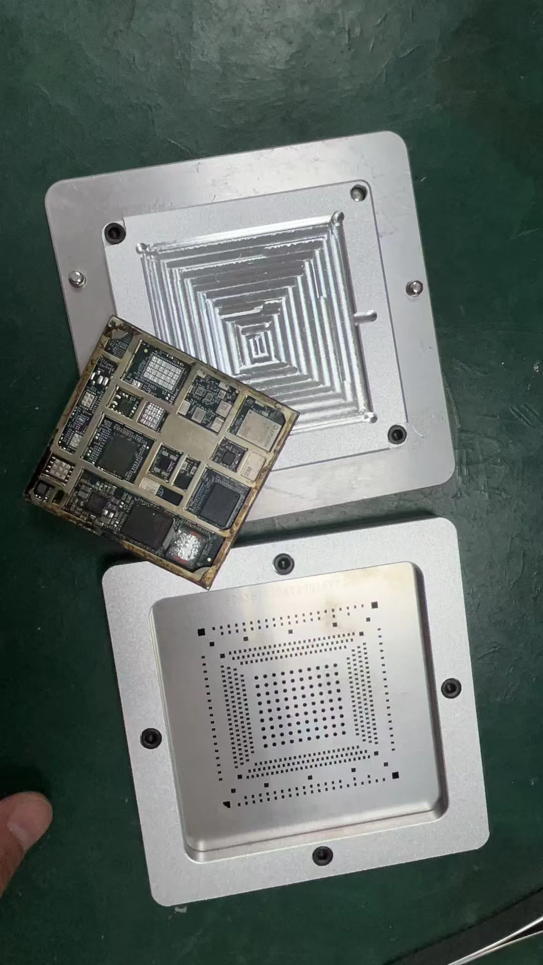 Kit 33 Pezzi Stencil Per Reballing BGA In Acciaio Inox – Maschere Per Saldatura CPU, Laptop E Schede Grafiche - 2
