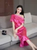 Rose red