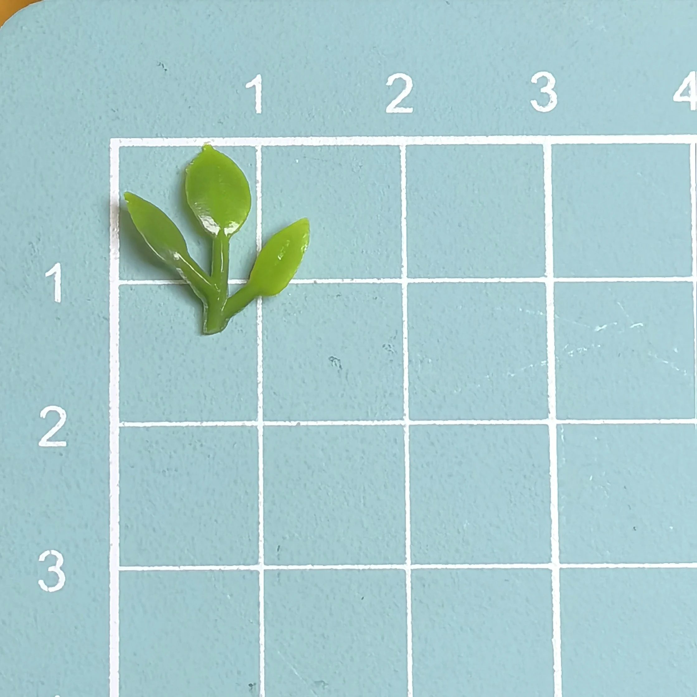 Mini Green Leaves Doll House Miniatures Tiny Leaves Decor for Dollhouse  Fairy Garden Micro Landscaping Decoration, image size:2238x2236